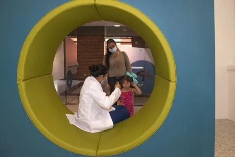 La infraestructura y tecnología de nuestros consultorios de Terapia Visual son apropiados a las necesidades y objetivos requeridos 
